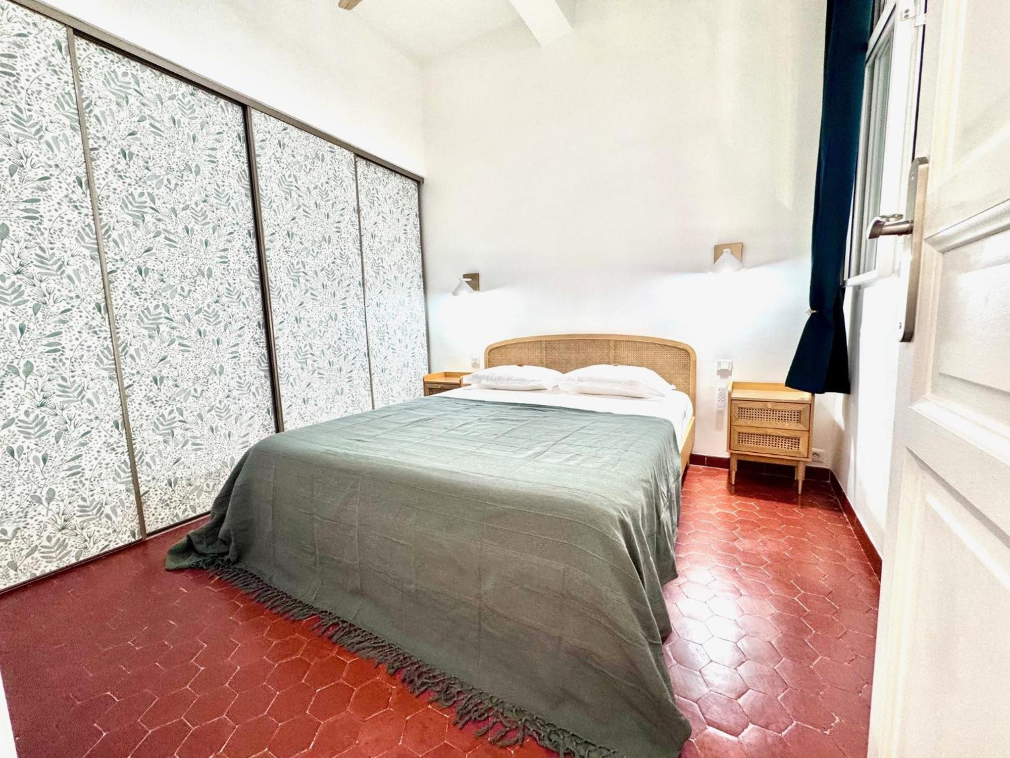 B Ot Maison Barillerie - Old Town - Promenade Des *